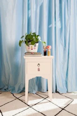 RNT By Really Nice Things Tables De Chevet Table Chevet 1 Tiroir Laqué Pin Massif Blanc. -SURMATELAS Soldes table chevet 1 tiroir laque pin massif blanc 5