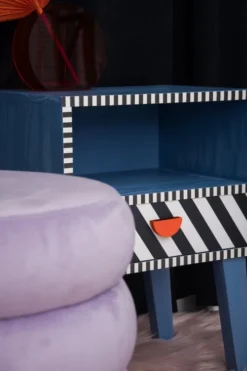 RNT By Really Nice Things Tables De Chevet Table Chevet 1 Tiroir Laqué Pin Massif Bleu Imprimé Géométrique. -SURMATELAS Soldes table chevet 1 tiroir laque pin massif bleu imprime geometrique 2