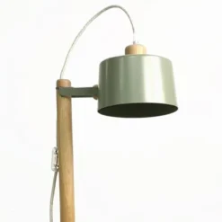 DIZY Design Tables De Chevet Good Is Beautiful Table D'appoint Avec Plateaux Décalés, Lampe En Chêne & Métal Vert -SURMATELAS Soldes table d appoint avec plateaux decales lampe en chene metal vert 2