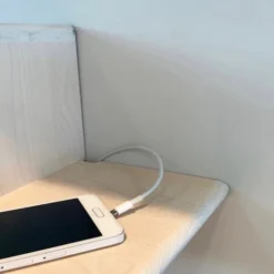 WOODEK Tables De Chevet Table De Chevet Avec étagère Sur Le Côté Droit En Bouleau Blanc -SURMATELAS Soldes table de chevet avec etagere sur le cote droit en bouleau blanc 3