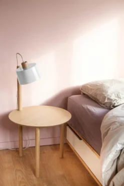 DIZY Design Tables De Chevet Table De Chevet Avec Lampe En Chêne Et Métal Blanc -SURMATELAS Soldes table de chevet avec lampe en chene et metal blanc 2