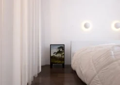 RNT By Really Nice Things Tables De Chevet Table De Chevet En Pin Massif Avec Imprimé Forestier -SURMATELAS Soldes table de chevet en pin massif avec imprime forestier 1