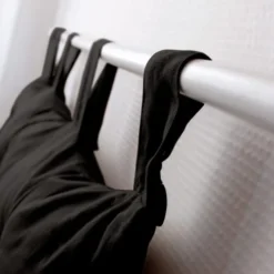 Enjoy Home Têtes De Lit Tête De Lit Coussin à Suspendre 70 X 45 Cm Noir -SURMATELAS Soldes tete de lit coussin a suspendre 70 x 45 cm noir 2