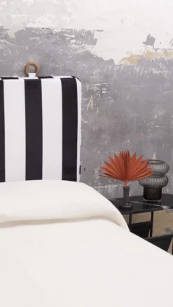 RNT By Really Nice Things Têtes De Lit Tête De Lit En Velours Et Mousse Imprimé à Franges Blanches Et Noires. 11 RNT By Really Nice Things Têtes De Lit Tête De Lit En Velours Et Mousse Imprimé à Franges Blanches Et Noires. -SURMATELAS Soldes tete de lit en velours et mousse imprime a franges blanches et noires 3